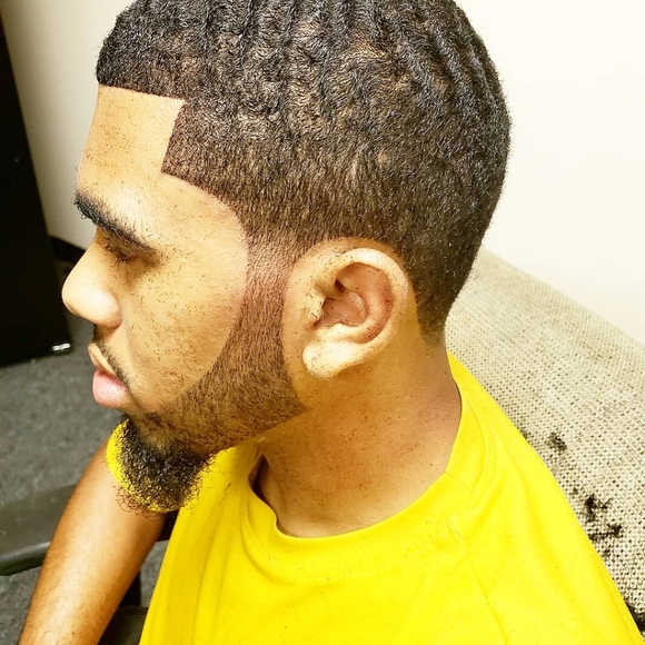 BEARD DYE FOR MEN BY KSI Highlight - Picture 5 of 7